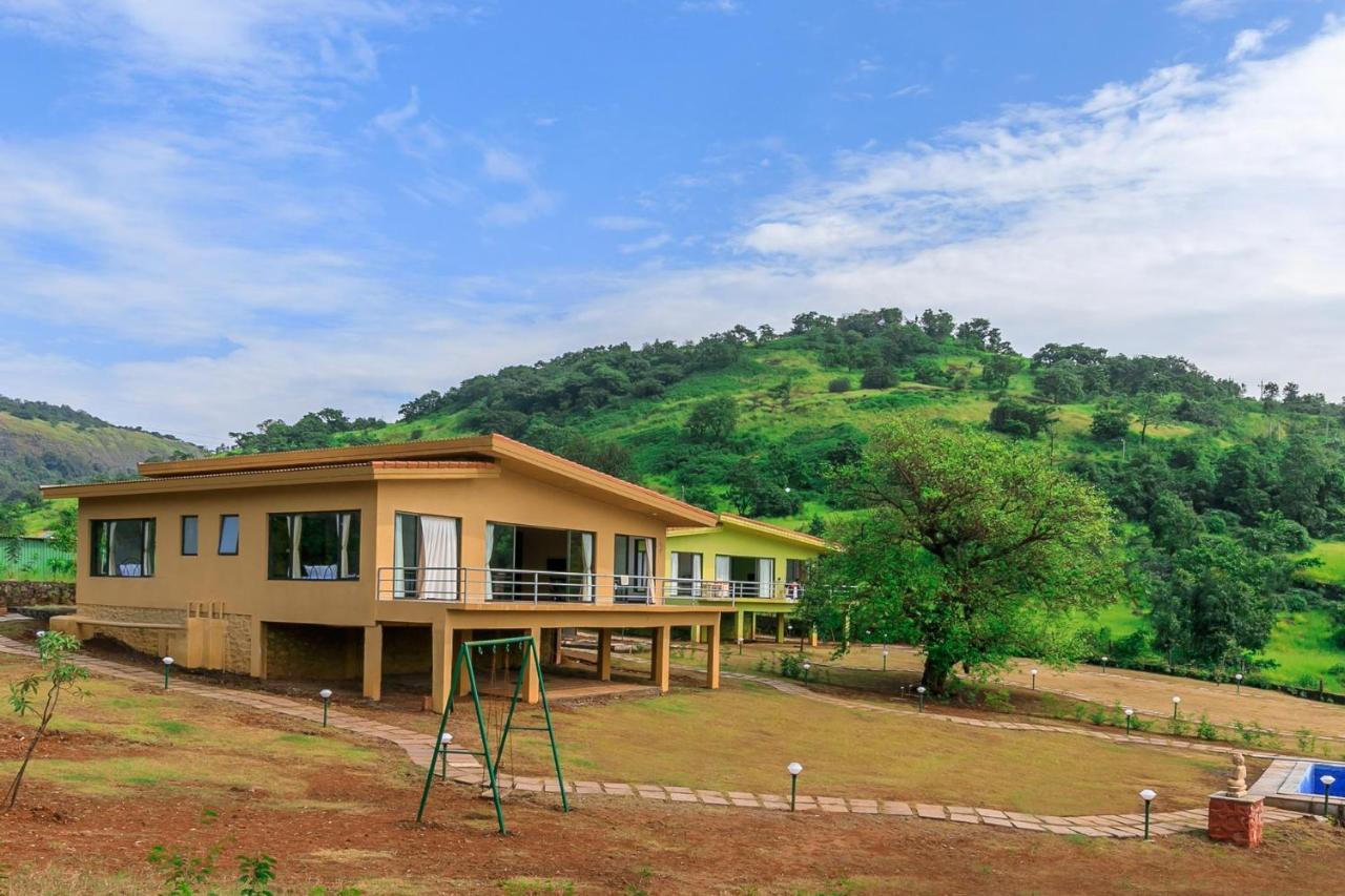 Stayvista'S Shivom Villa 2 - A Serene Escape With Views Of The Valley And Lake Лонавала Екстериор снимка