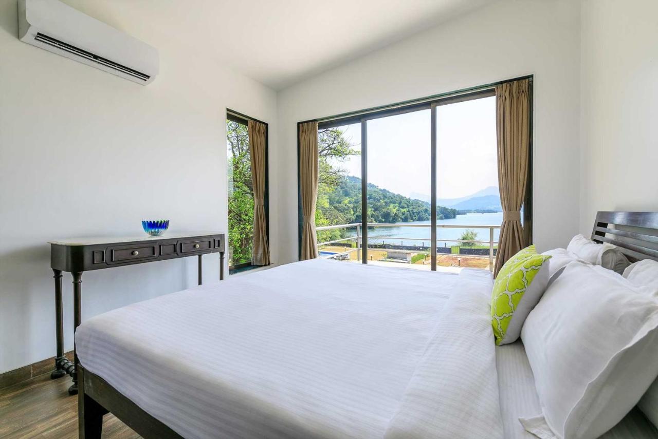Stayvista'S Shivom Villa 2 - A Serene Escape With Views Of The Valley And Lake Лонавала Екстериор снимка